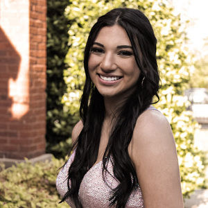 Meet your Posher, Madeline